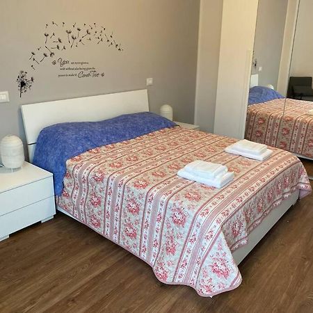 Casa Eugenia Apartment Varese Bagian luar foto