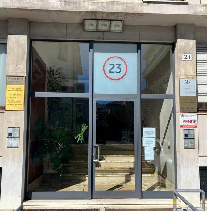 Casa Eugenia Apartment Varese Bagian luar foto